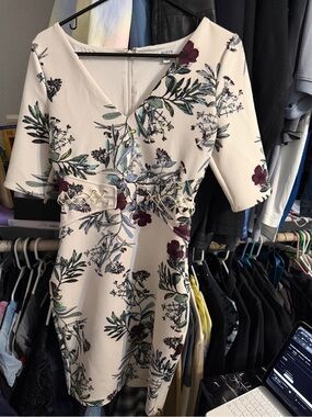 Guess floral dress small